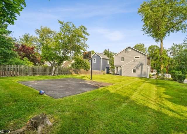Property at 149 N Hillside Ave, Chatham Boro, NJ 07928-2821, 5 beds, 3.5 baths