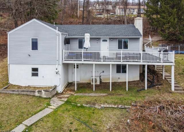 Property at 5 Cedar Ridge Rd, Vernon Twp., NJ 07461-4521, 4 beds, 2 baths