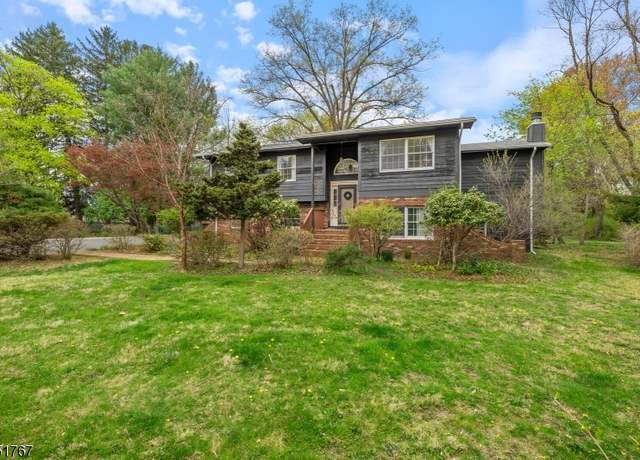 Property at 58 Clover Pl, Franklin Twp., NJ 08823-1241, 3 beds, 3 baths