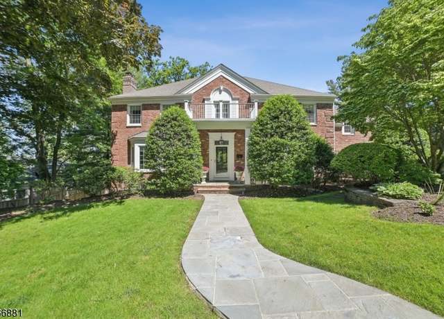 Property at 77 Dale Dr, Summit City, NJ 07901-3104, 5 beds, 5 baths