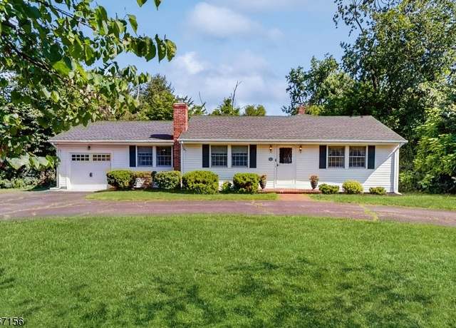 Property at 659 Amwell Rd, Hillsborough Twp., NJ 08844-3317, 3 beds, 1.5 baths