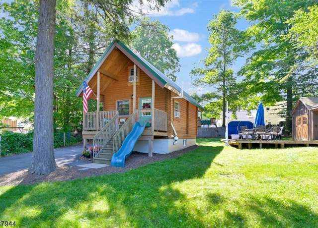 Property at 116 Point Breeze Dr, West Milford Twp., NJ 07421-1811, 1 bed, 1 bath