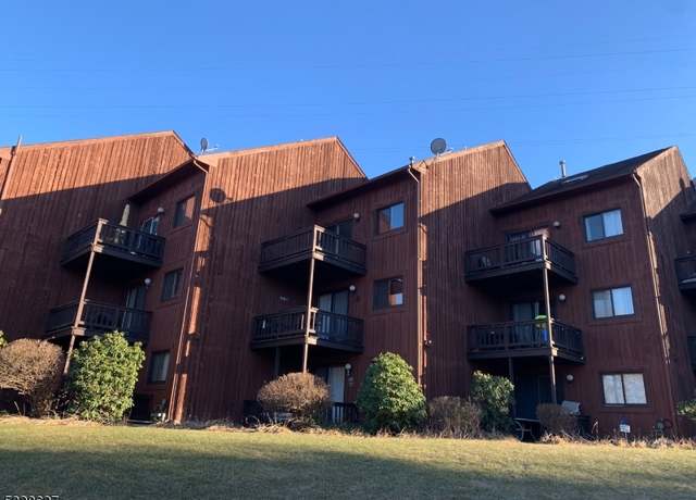 Property at 2 Stowe Ct #6, Vernon Twp., NJ 07462-4552, 2 beds, 2 baths