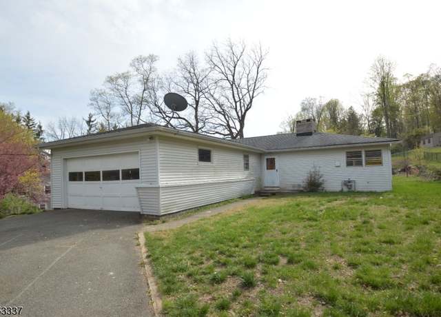Property at 8 Old Brookside Rd, Mendham Twp., NJ 07926, 3 beds, 2 baths