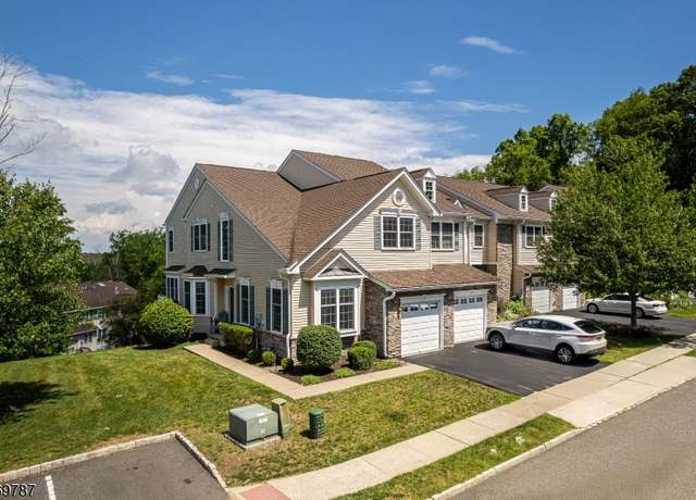 Property at 13 Tutbury Ct, Mount Olive Twp., NJ 07828-2324, 3 beds, 2.5 baths