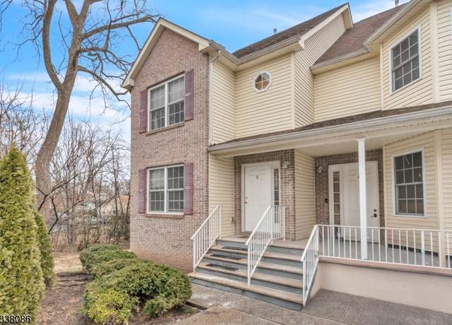 Property at 708 E Front St- 5, Plainfield City, NJ 07062-1081, 3 beds, 2.5 baths