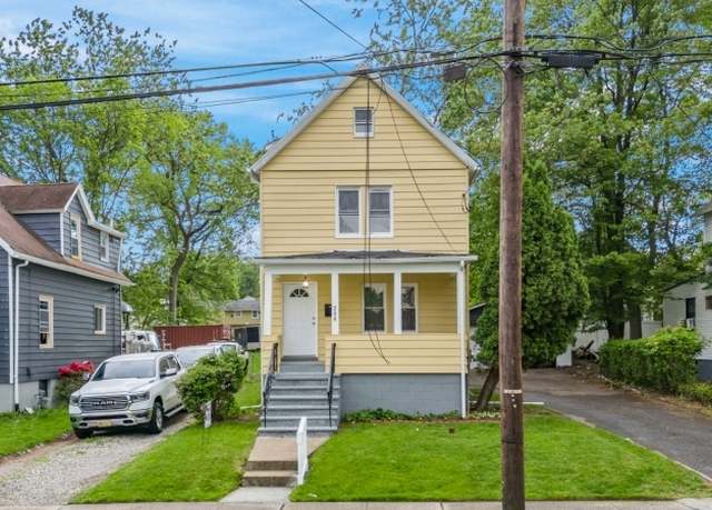 Property at 208 E 8Th Ave, Roselle Boro, NJ 07203-2034, 5 beds, 2.5 baths