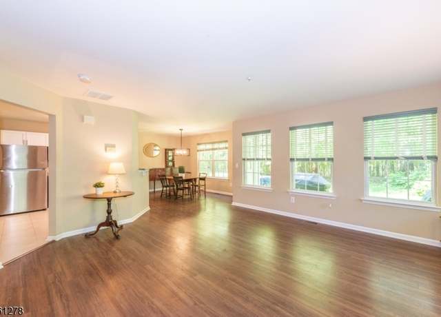 Property at 3814 Scenic Ct, Denville Twp., NJ 07834-3476, 2 beds, 2.5 baths