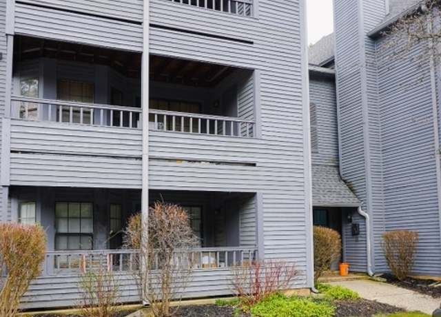 Property at 809 Woodhaven Dr, Edison Twp., NJ 08817-3772, 2 beds, 2 baths