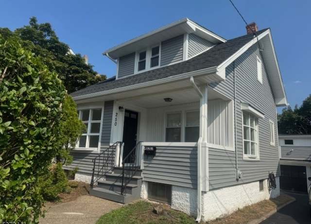 Property at 250 N 12Th Pl, Prospect Park Boro, NJ 07508-2256, 3 beds, 1 bath
