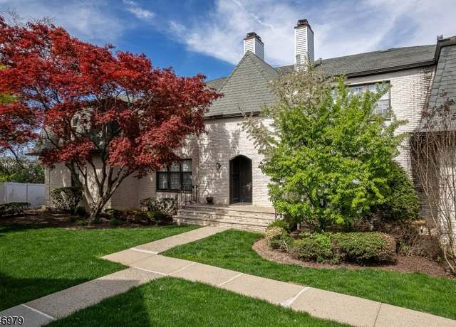Property at 132 Falls Bridge Dr #132, Totowa Boro, NJ 07512-1724, 2 beds, 2 baths
