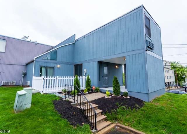 Property at 684 Irvington Ave #7, Maplewood Twp., NJ 07040-1623, 2 beds, 1 bath