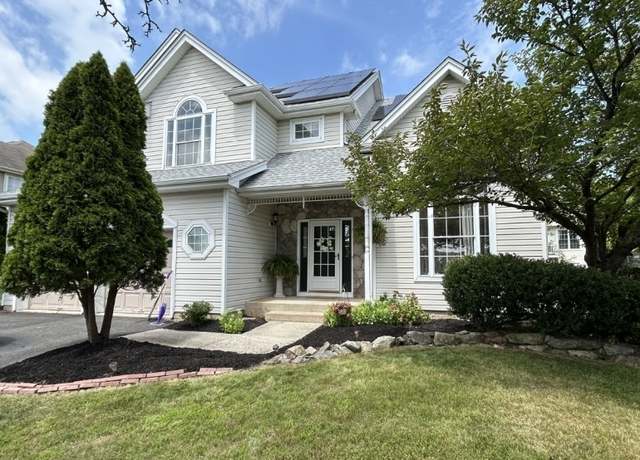 Property at 308 Stonehenge Dr, Lopatcong Twp., NJ 08865-2071, 4 beds, 2.5 baths