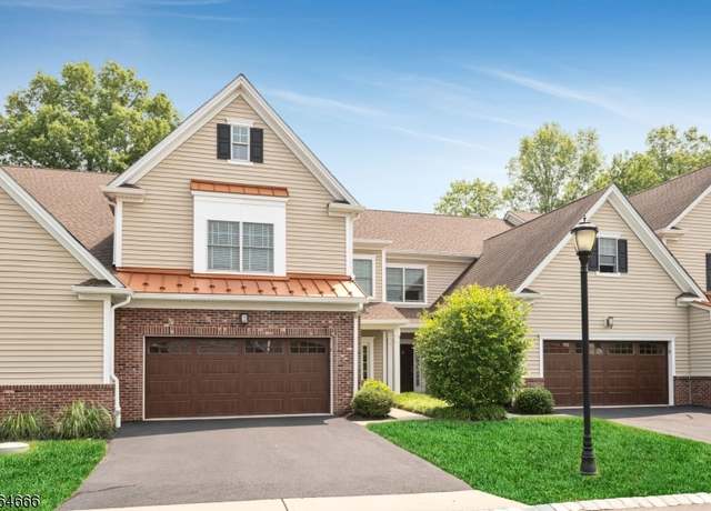 Property at 19 Whitney Farm Pl, Morris Twp., NJ 07960-5988, 3 beds, 2.5 baths