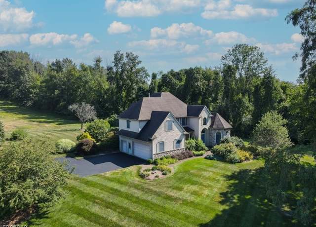 Property at 2 Sutton Ct, Hardyston Twp., NJ 07419-9726, 4 beds, 4 baths