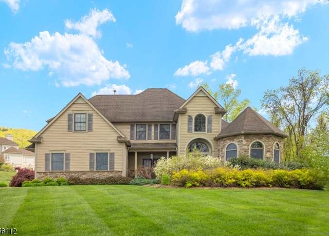 Property at 2 Sutton Ct, Hardyston Twp., NJ 07419-9726, 4 beds, 4 baths