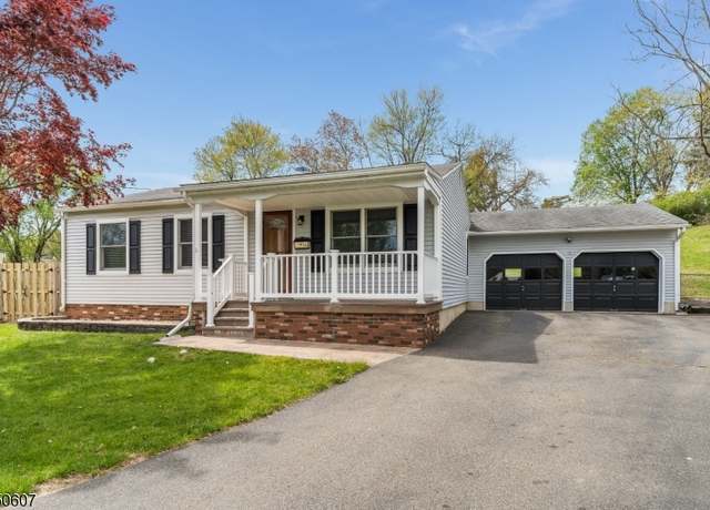 Property at 15 Wilson Ter, Washington Boro, NJ 07882-1621, 3 beds, 1 bath