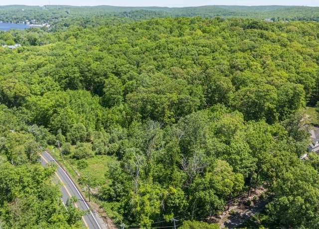 Property at 176 Espanong Rd, Jefferson Twp., NJ 07849-2106