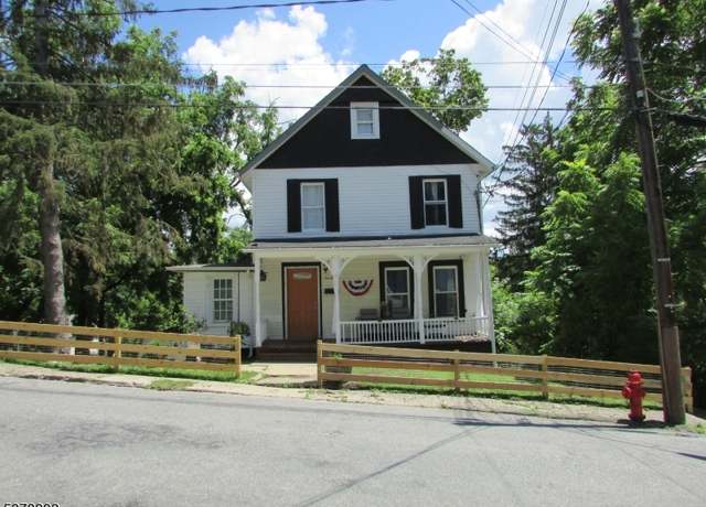 Property at 22 Harrison St, Sussex Boro, NJ 07461-2121, 5 beds, 2 baths