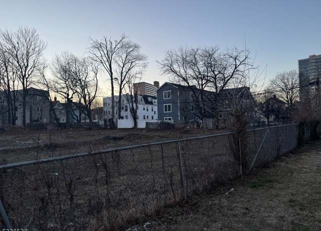 Property at 52 Cambridge St, East Orange City, NJ 07018-1921