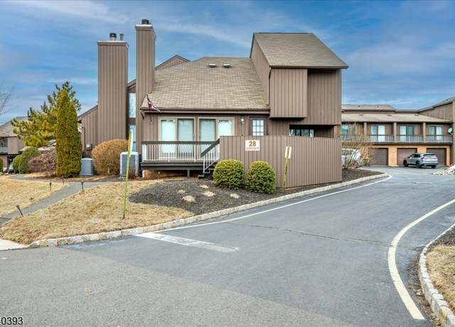 Property at 2844 Bloomingdale Dr, Hillsborough Twp., NJ 08844-5530, 2 beds, 2.5 baths