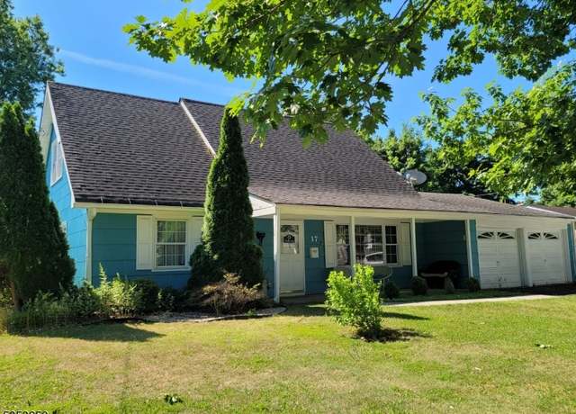Property at 17 Cypress Rd, Franklin Twp., NJ 08873-2803, 4 beds, 2 baths