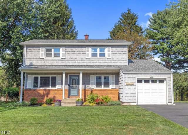 Property at 105 Pleasant View Rd, Hackettstown Town, NJ 07840-1017, 4 beds, 1.5 baths