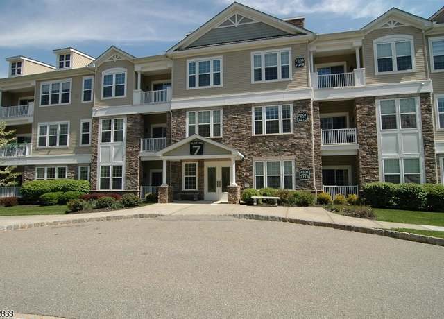 Property at 7112 Polk Dr #7112, Rockaway Twp., NJ 07885-4203, 2 beds, 2.5 baths