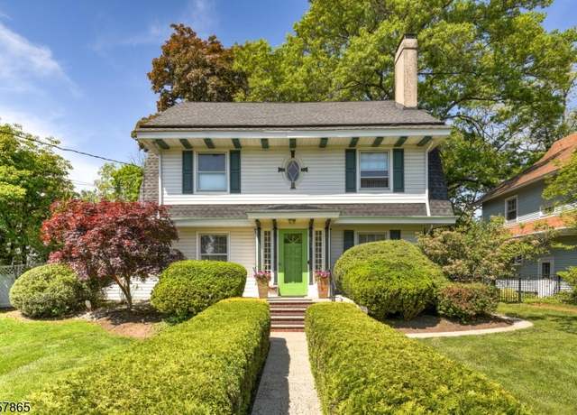 Property at 994 Kenyon Ave, Plainfield City, NJ 07060-2416, 5 beds, 3 baths