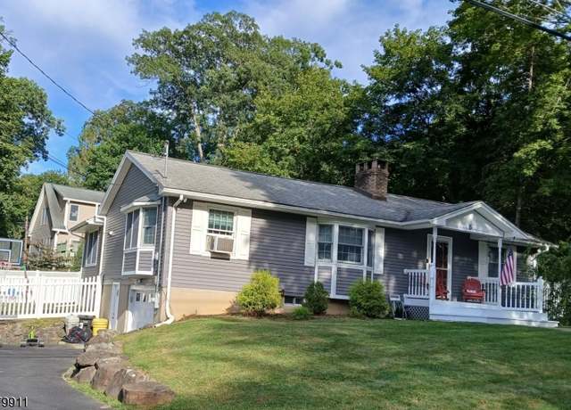 Property at 5 Underrock Dr, Sparta Twp., NJ 07871-3132, 3 beds, 2 baths