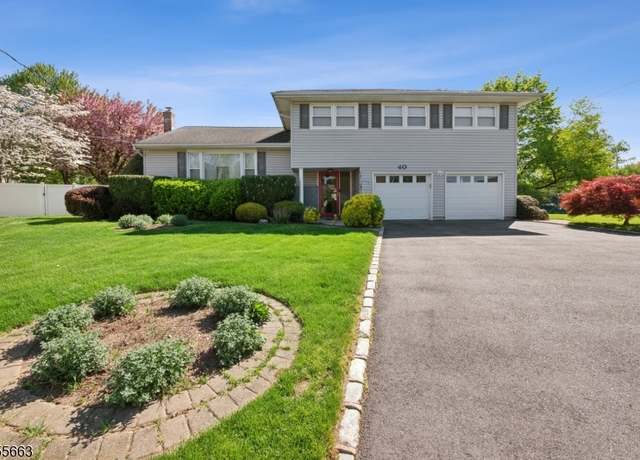 Property at 40 Gail Ct, Springfield Twp., NJ 07081-2212, 4 beds, 2.5 baths