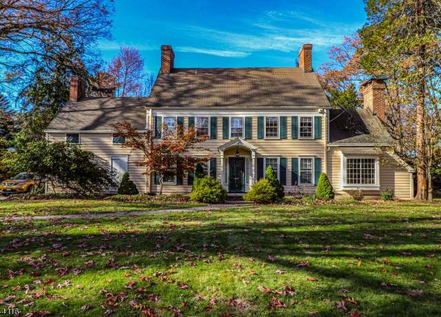 Property at 1775 Sleepy Hollow Ln, Plainfield City, NJ 07060-3444, 5 beds, 3 baths