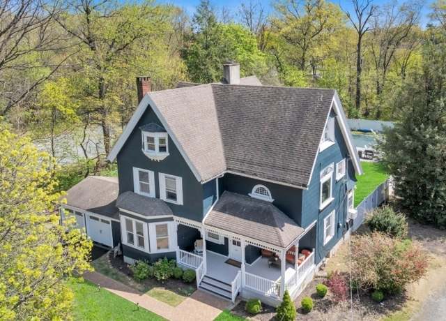 Property at 324 North Ave, Fanwood Boro, NJ 07023-1320, 5 beds, 4.5 baths