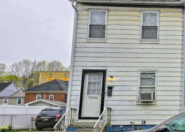 Property at 274A Sitgreaves St, Phillipsburg Town, NJ 08865-3103, 2 beds, 1 bath
