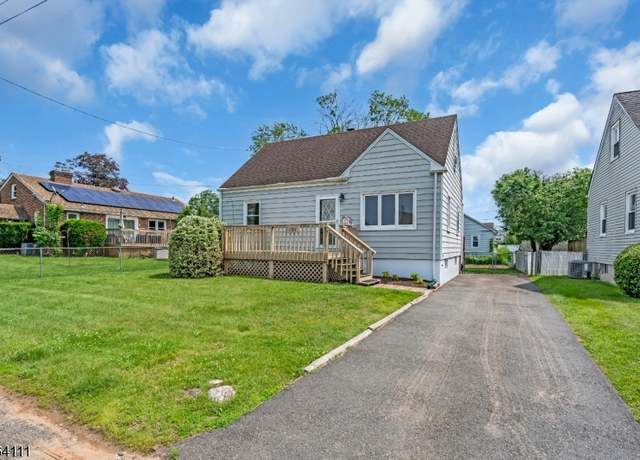 Property at 1311 Knopf St, Manville Boro, NJ 08835-1142, 4 beds, 1 bath