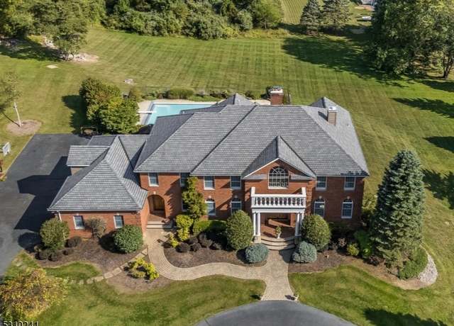 Property at 4 Hook Mountain Dr, Clinton Twp., NJ 08801-2000, 5 beds, 4.5 baths
