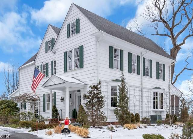 Property at 1081 Rahway Rd, Plainfield City, NJ 07060-3407, 7 beds, 4.5 baths