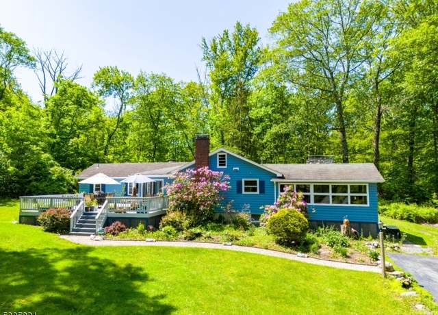 Property at 7 Stempert Rd, Frankford Twp., NJ 07826-4207, 3 beds, 2 baths