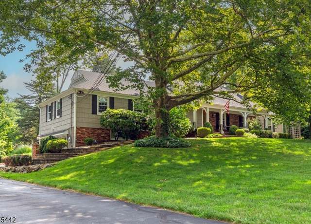 Property at 13 Fox Hill Dr, Warren Twp., NJ 07059-5052, 5 beds, 3.5 baths