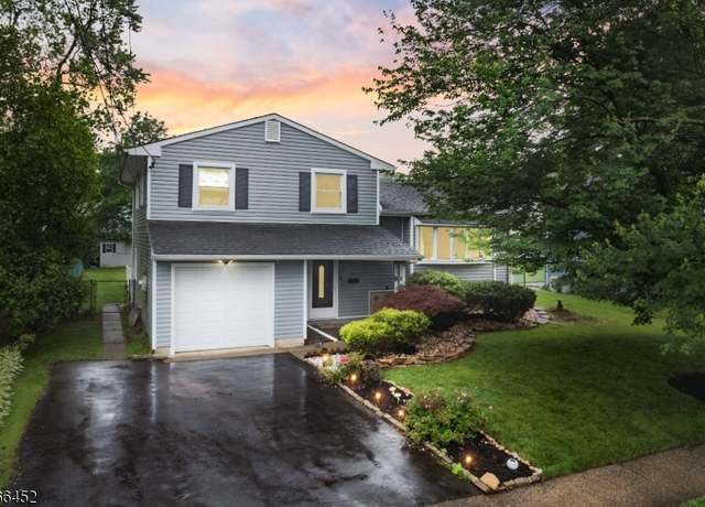Property at 34 Connor Ave, Metuchen Boro, NJ 08840-2255, 3 beds, 1.5 baths