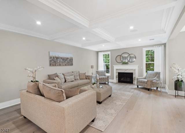 Property at 404 Marissa Ln, Watchung Boro, NJ 07069, 2 beds, 3.5 baths
