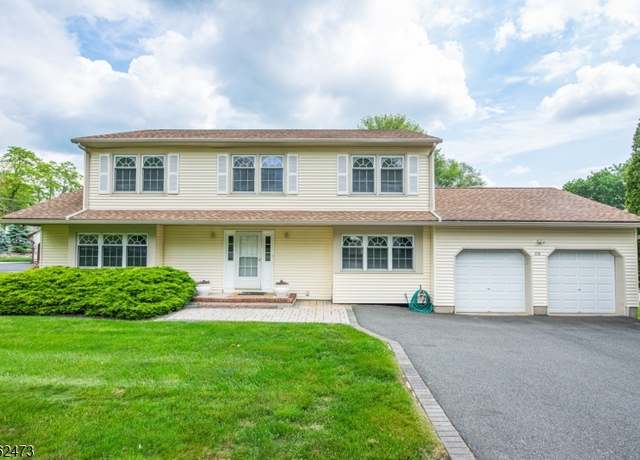 Property at 150 Righter Rd, Roxbury Twp., NJ 07876-1633, 4 beds, 2.5 baths