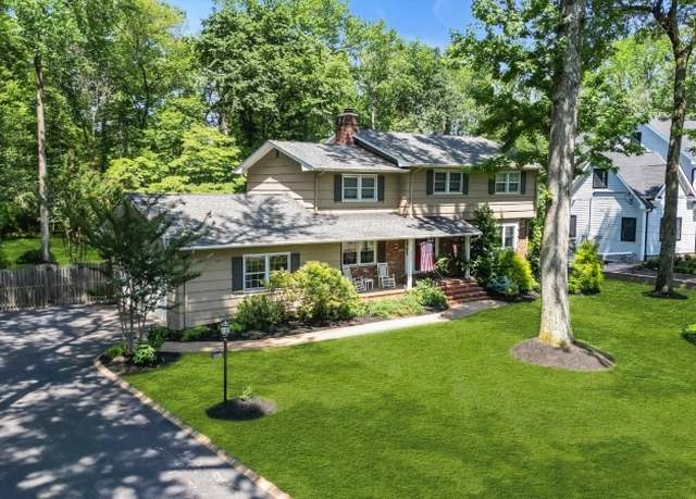 Property at 1257 Sunnyfield Ln, Scotch Plains Twp., NJ 07076-2219, 4 beds, 2.5 baths