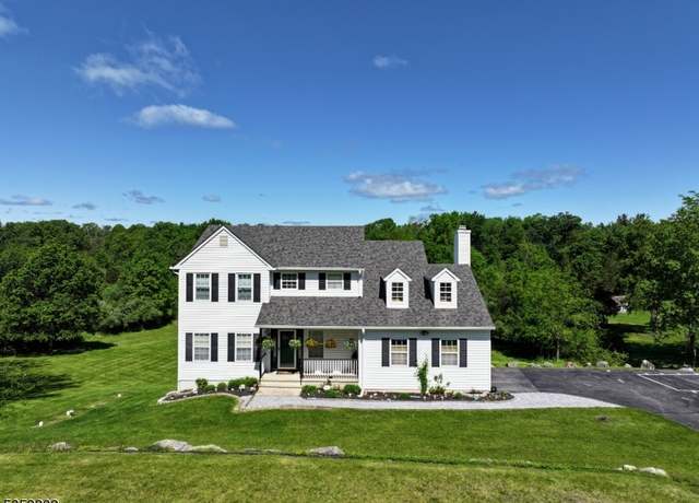 Property at 14 Thomas Rd, Lafayette Twp., NJ 07848-4400, 4 beds, 2.5 baths
