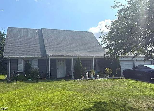 Property at 3 Webster Rd, Franklin Twp., NJ 08873-2214, 4 beds, 2 baths