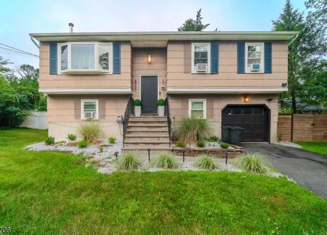 Property at 5 Delaware Ave, Jefferson Twp., NJ 07849-1557, 3 beds, 1.5 baths