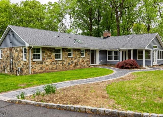 Property at 1625 Route206, Chester Twp., NJ 07930-2422, 4 beds, 3 baths