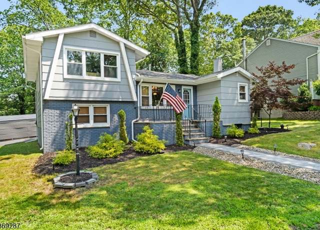Property at 103 Carteret Rd, Hopatcong Boro, NJ 07843-1036, 3 beds, 1 bath