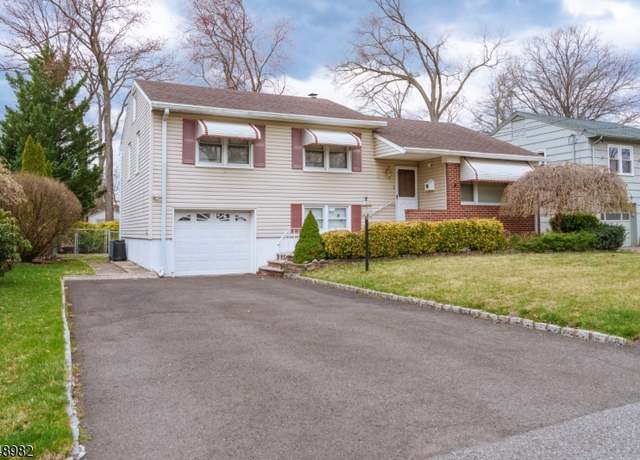 Property at 11 Essex Rd, Springfield Twp., NJ 07081-3304, 3 beds, 2 baths