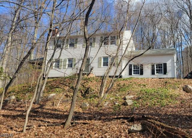 Property at 116 Old Farmers Rd, Washington Twp., NJ 07853-3041, 3 beds, 2 baths